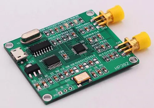 

Free Shipping!!! New USB RF Signal Generator / Sweep Function RF generator 140MHz~4.4GHz