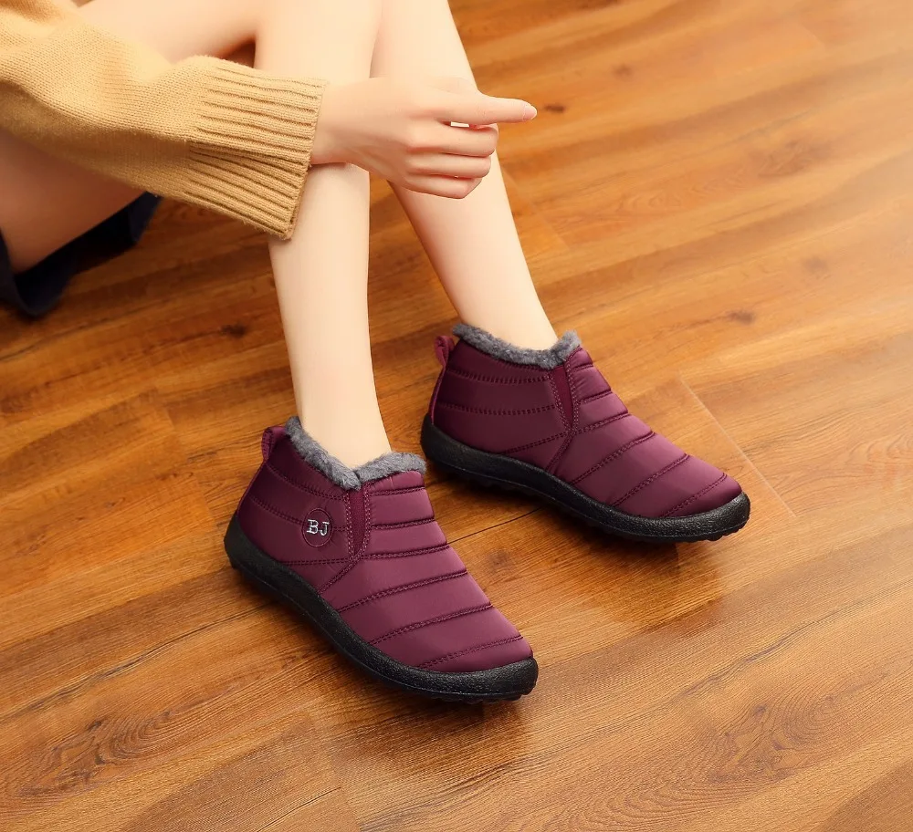 9237454110_1992338671