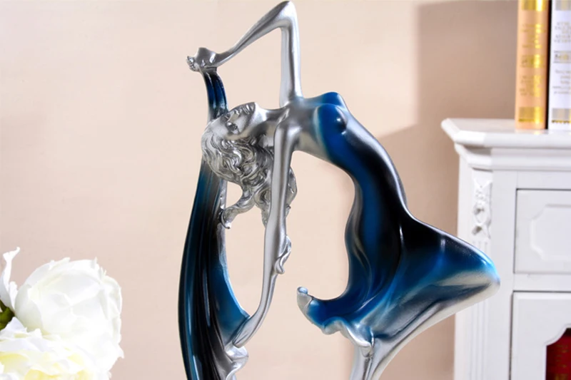 Vintage Resin Dancing girl Ornament Figurines Miniatures Person Statues For Home Hotel KTV office Background Wedding Decoration11