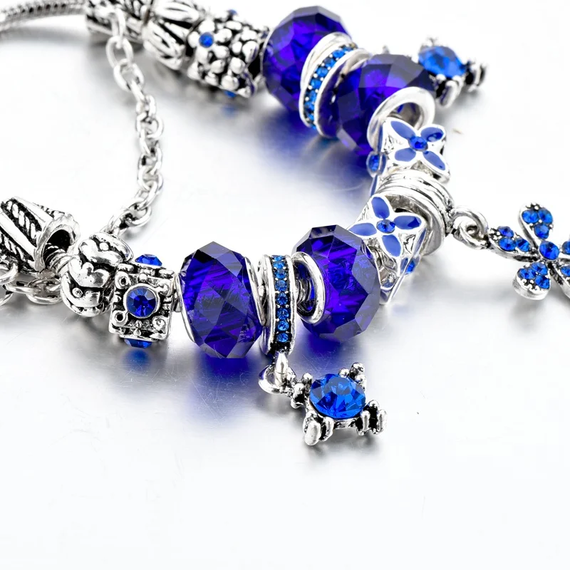 Женский браслет с подвесками в виде сердца золотистый кристаллами 2019|bracelets for|heart