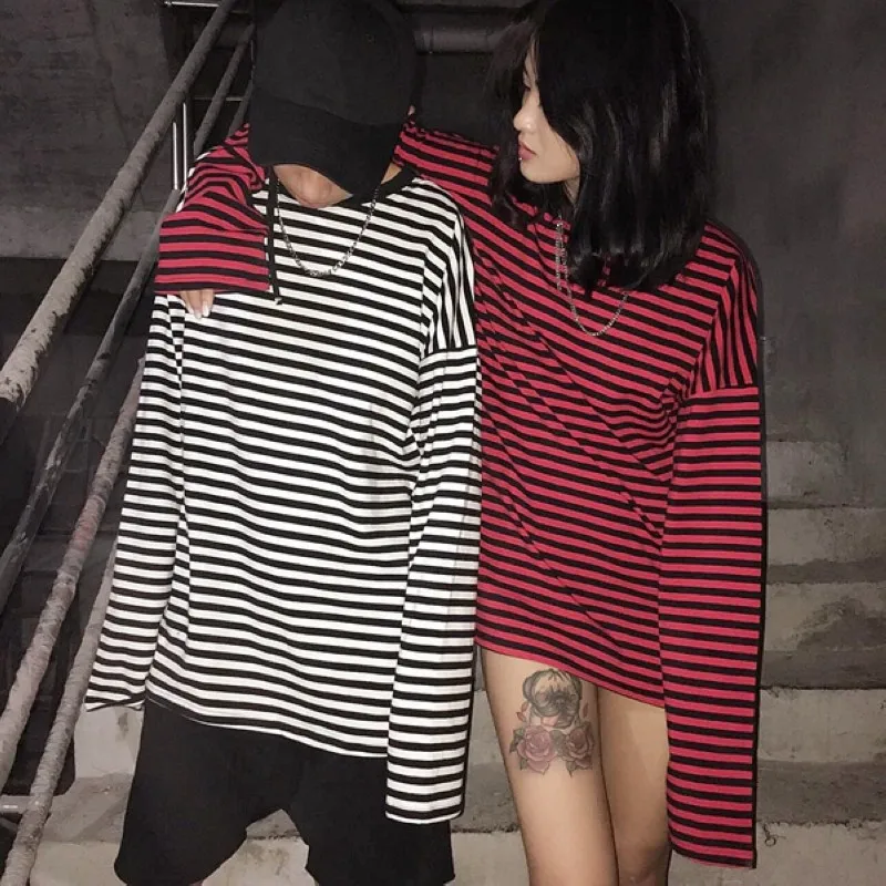 2018 coreano Ulzzang Harajuku a rayas Camiseta de manga larga para los hombres y las mujeres O cuello de algodón Tops Tee camisetas Punk camisetas camiseta Mujer