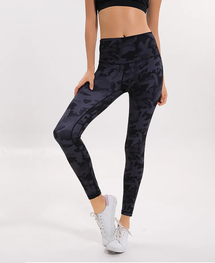 black and grey printed sports pants 4