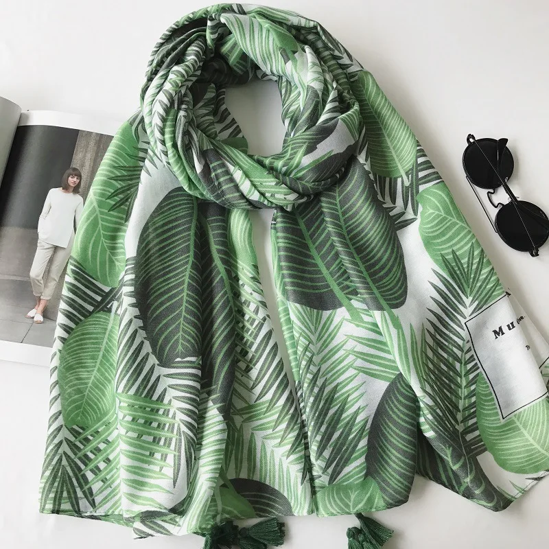 Leaf print scarf Clearance