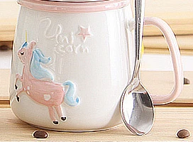 Креативная керамическая мультяшная кружка с крышкой ложкой, круглые кружки с единорогом, индивидуальная керамическая кофейная чашка, кофейная чайная чашка с молоком, посуда для напитков, кружка - Цвет: 04
