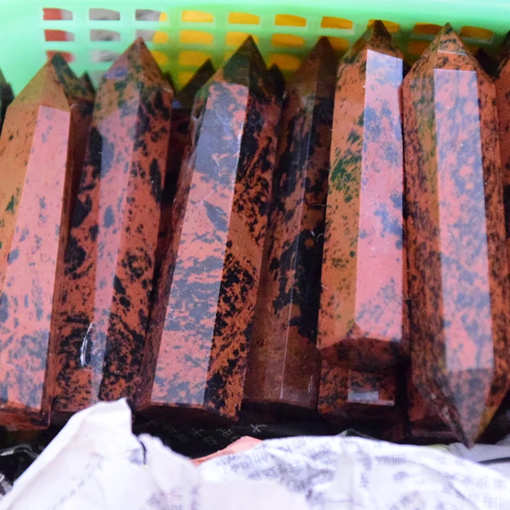 

1 kg (25 to 35 PCS), 65-80 - mm natural red obsidian jadeite-bearing crystal single end wand to heal