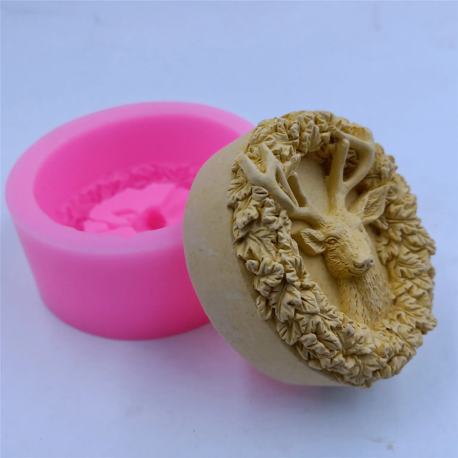 Deer Head Design Soap Candle Mold Food Grade Chocolate Cake Molds Decorating Aromatherapy Gypsum Mold