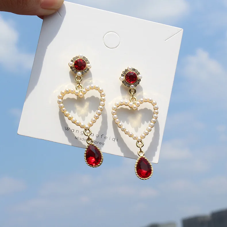 

Vintage Baroque Heart Crystal Drop Earrings Palace Burgundy Red Rhinestone Imitation Pearls Love Dangle Earrings Jewelry