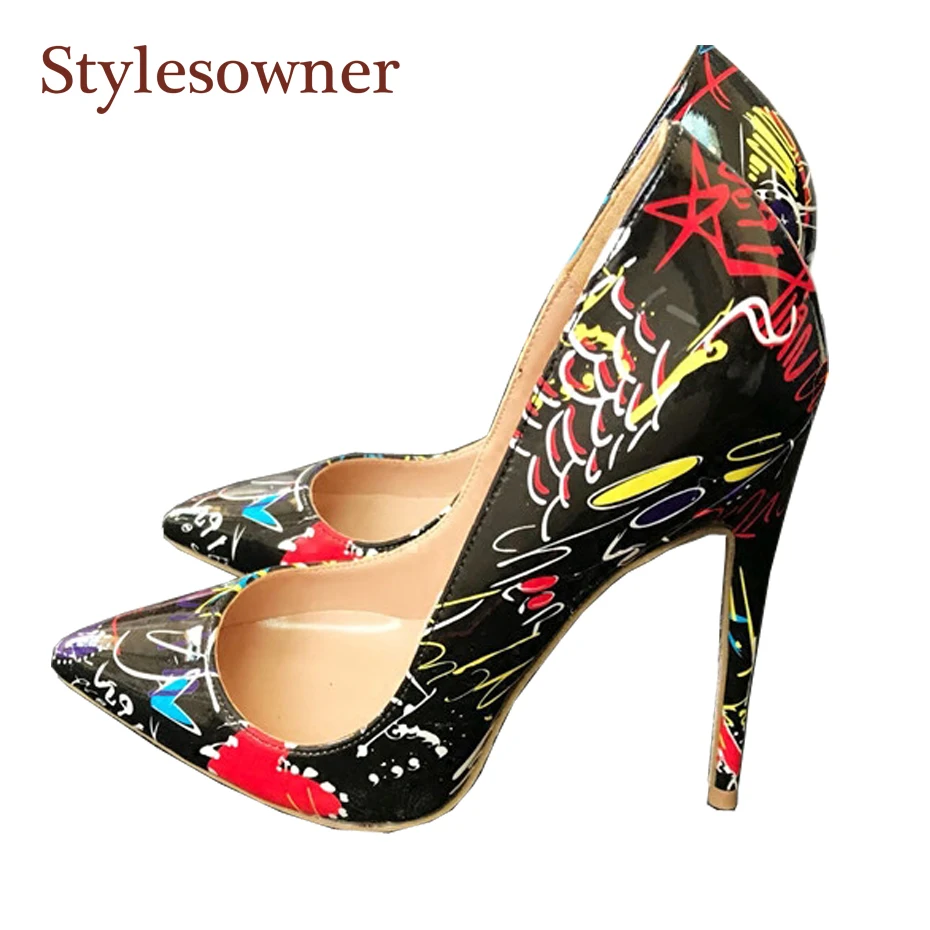 Stylesowner/Новинка года; дизайнерские черные туфли-лодочки на высоком каблуке с красным сердцем; пикантные красивые туфли с острым носком на тонком каблуке; Размеры 33-44