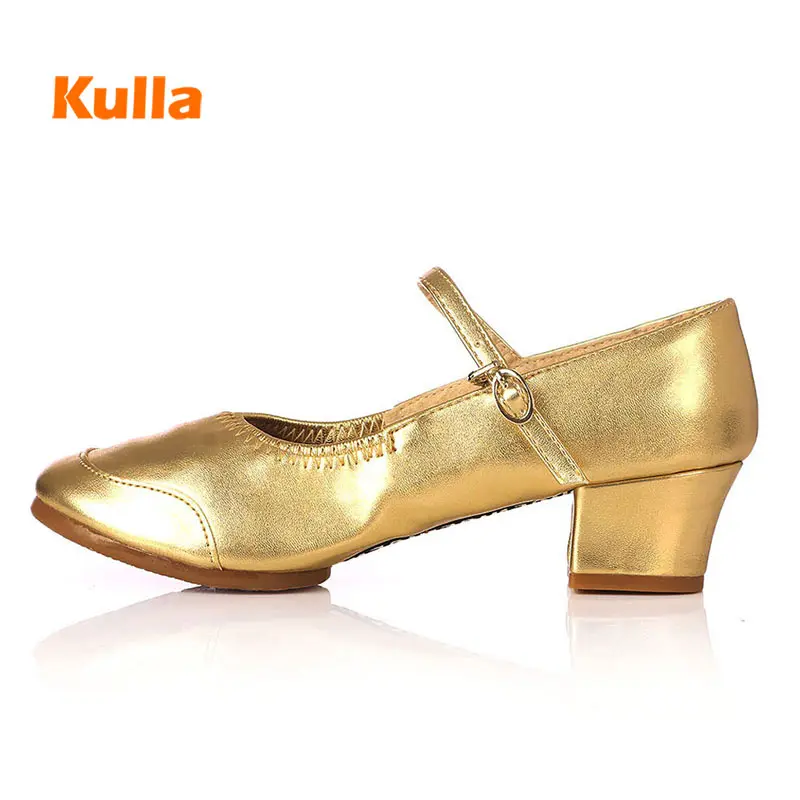 

Women Square Dance Shoes Ladies Girls Rumba Salsa Modern Spring Autumn Teacher Dancing Shoes Soft Bottom Low Heeled Mother Shoes