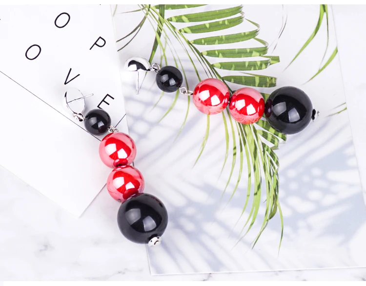 YUQINQIN Trendy Drop Earrings for Women 2018 Statement Acrylic Long Online Dangling Earings Fashion Elegant Resin Party Earring (8)