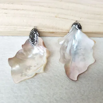 

5Pcs flower shape Shell Pendant, With Rhinestone Paved Charms Pendants For DIY Necklace earrings Jewelry Making PD856