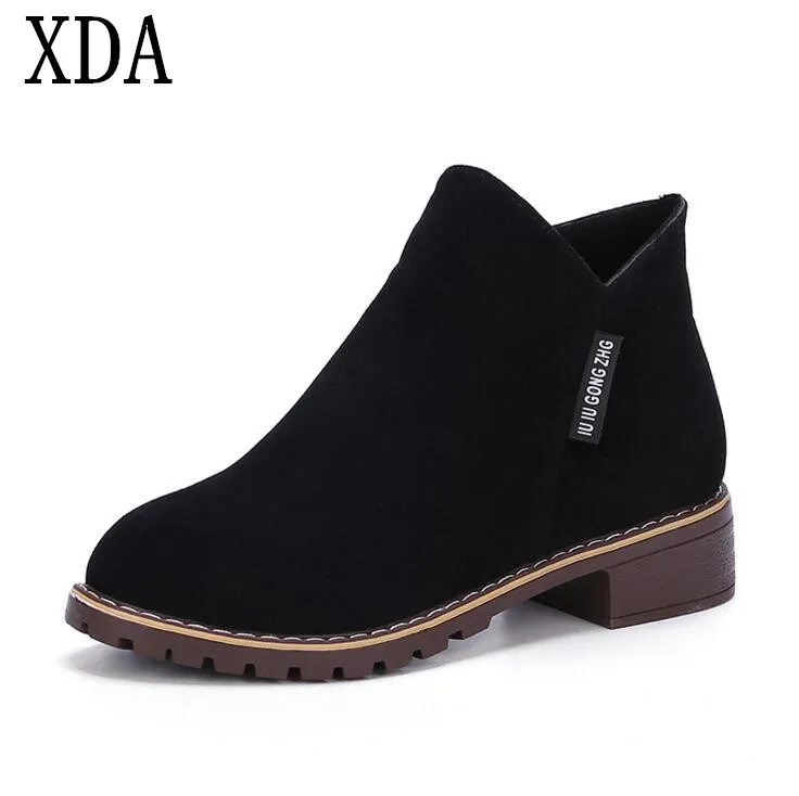 

XDA 2019 New Fashion Women martin Boots Autumn Winter Boots Classic Zipper Ankle Boots Grind arenaceous Warm Plush Women Shoes