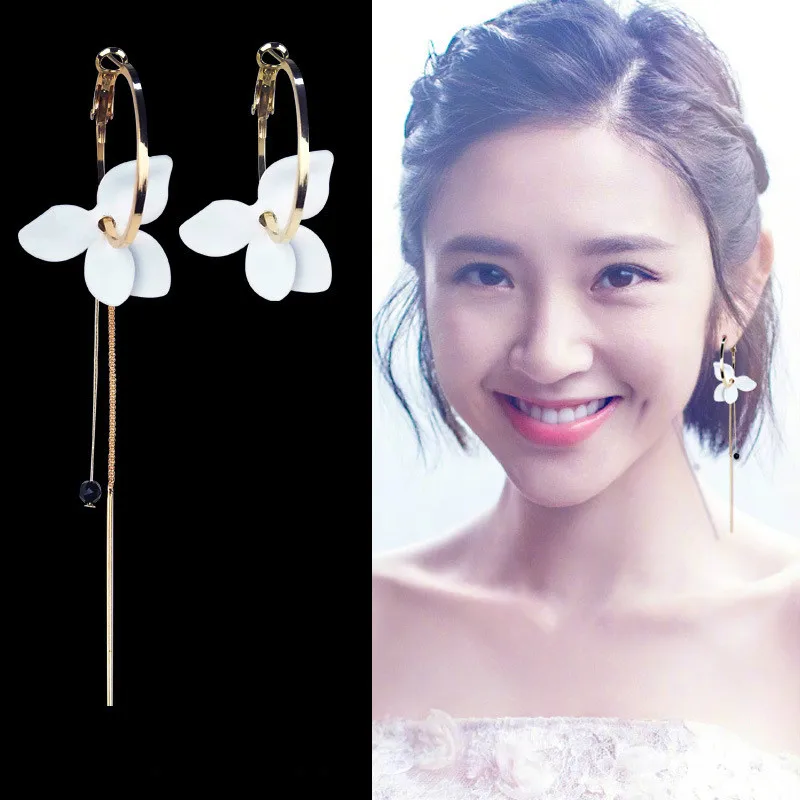 

Korean Bohemian New Earrings Flower Golden Circle Asymmetric Earrings Earings Fashion Jewelry 2018