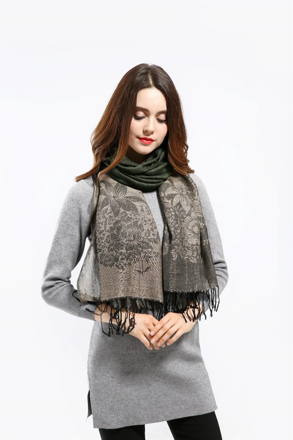 2017 women's fashion brand of high end scarves argyle jacquard shawl scarf winter index Femme