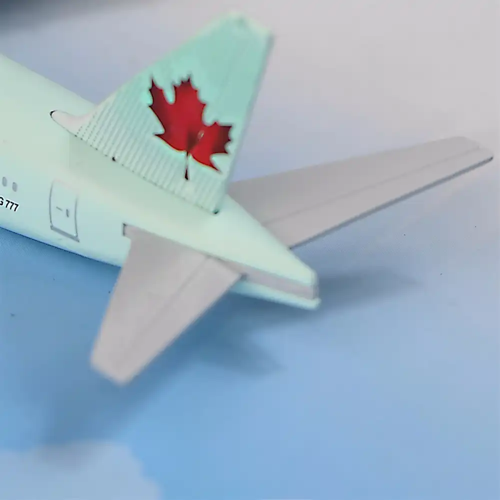 Канадские авиалинии Boeing 777 16 см металлические модели самолетов детские