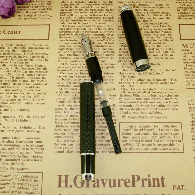 Carbono Fountain Pen e Rolo de tinta