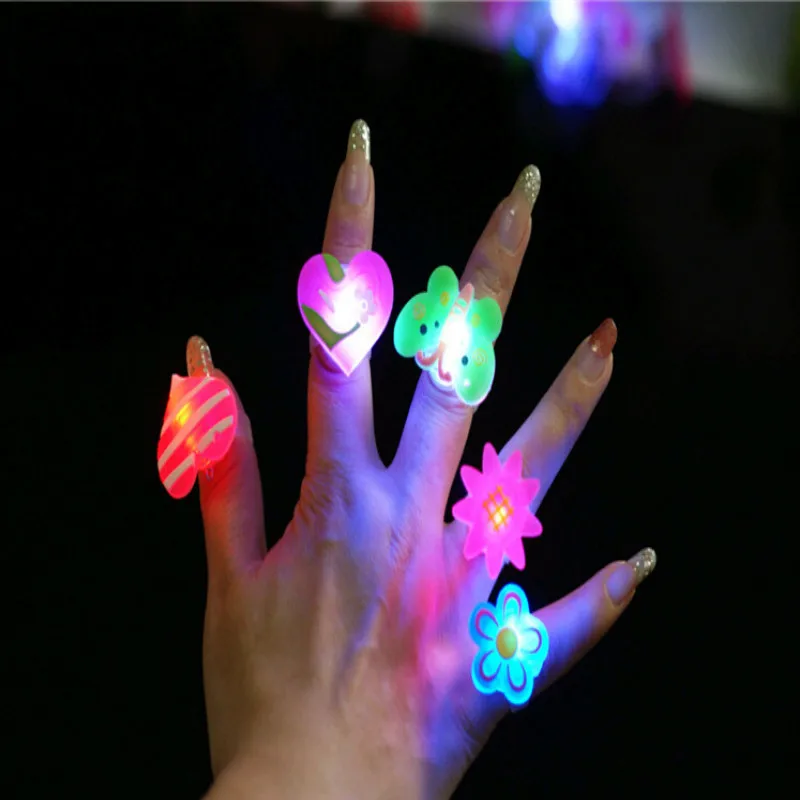 

Flashing rings best Selling soft rubber led toys Cartoon flash brooch funny bling toys Party Celebration Rings