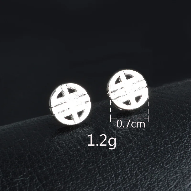 3053278898_735333281