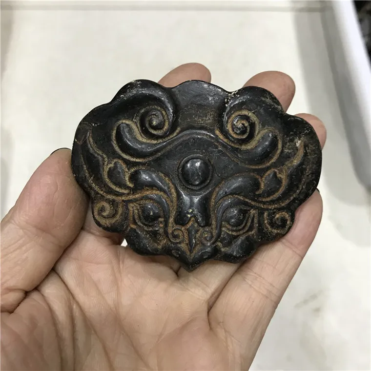 

Iron Face Meteorite Sculpture Hangers in Hongshan Culture Collection of China