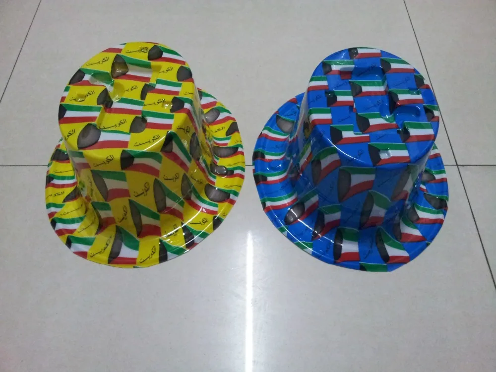 20 set 2018 new hot the bubble playing hat adult or kids automatic electric bubble blowing hat 27*24*12cm soap bubble gun d10