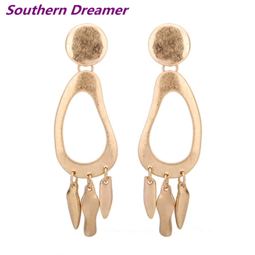 Geometric Gold Dangle Errings