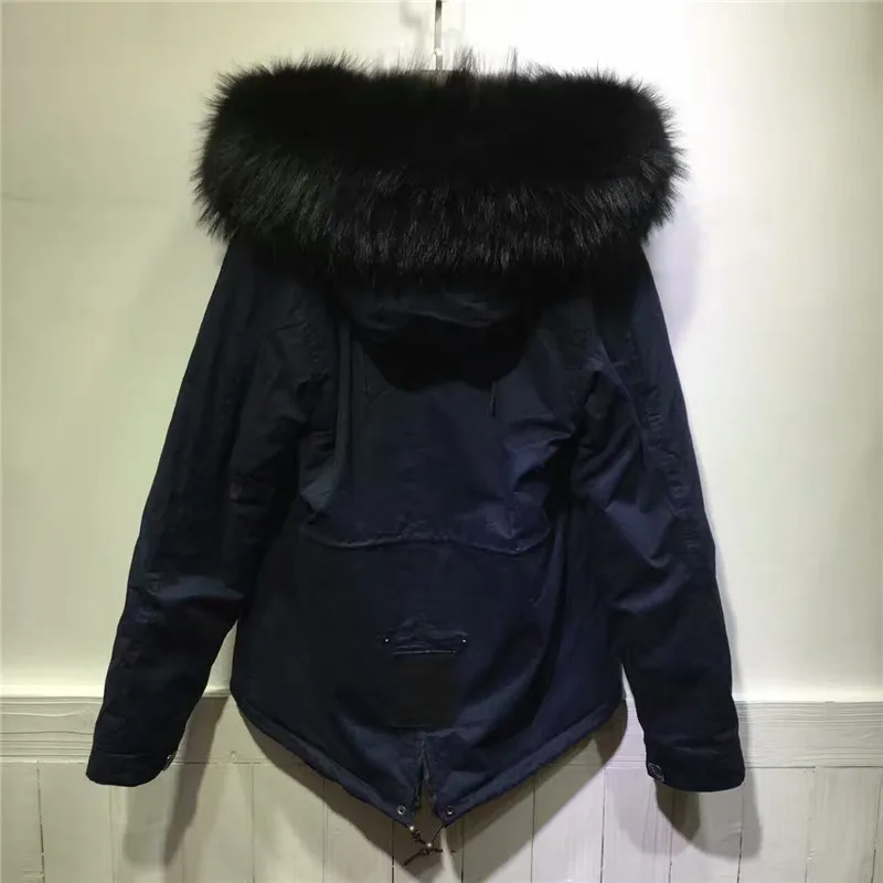 parka met zwarte bontkraag