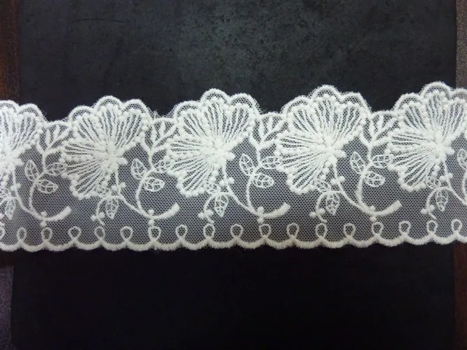 

Free shipping Flower white cotton embroidered lace,3-15cm width,XERYmx011