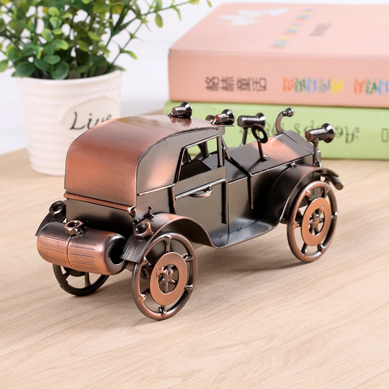 معدن الحديد المطاوع الكلاسيكية نموذج سيارة المنزل الداخلية تزيين خزانة الملابس مخزن منصة مشروبات
