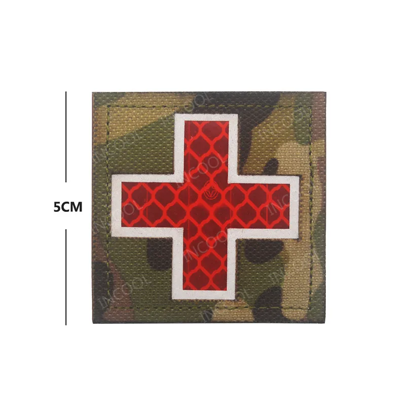 Светоотражающая медная красная Крестовая нашивка EMT IR Patches Военная Боевая нашивка резиновая Байкерская нашивки на фиксаторе Светящиеся в темноте значки