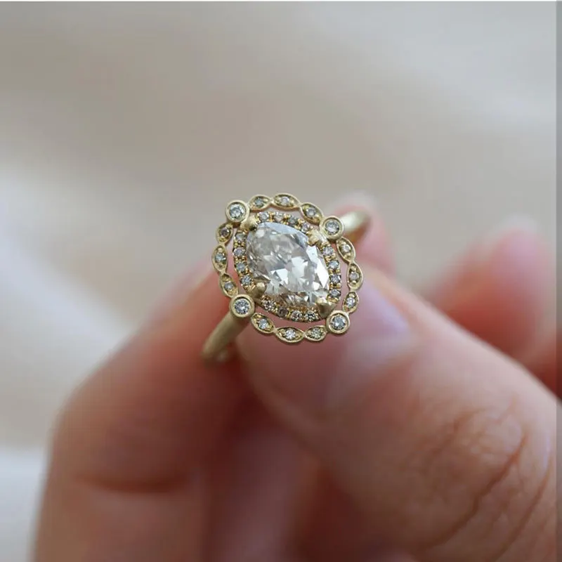 

Fashion Cutout Zircon Ring Copper Plated Microset Ring jewelry