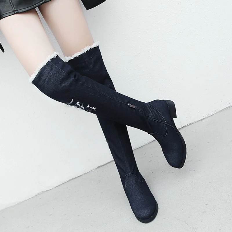 ORCHA LISA/Новые Зимние Сапоги выше колена женские синие джинсовые сапоги на низком квадратном каблуке с круглым носком; botas mujer; C902