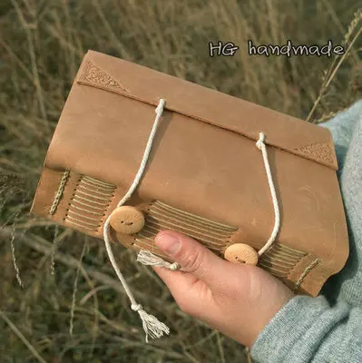

Dust seal Genuine leather handmade book leather book European retro book leather magic notebook creative notebook diary