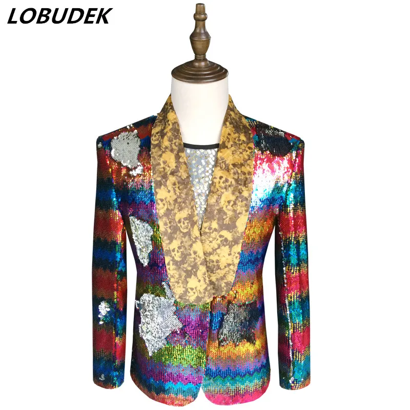 

Men's Colorful Sequins Blazers Fashion Tuxedo Stage Wear Male Singer Host Nightclub Bar Stars Concert Costume Sequin Slim Coat