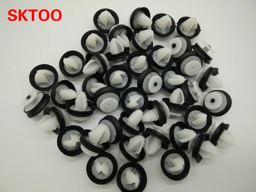 SKTOO 100PCS for Citroen C5 Peugeot 307,206,508 door trim panels snaps