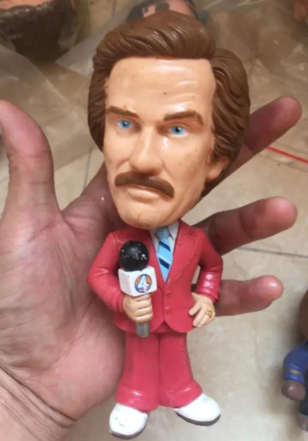 Оригинальный Funko pop Wacky Wobbler вспомогательный якорь: говорящий Рон бордовый