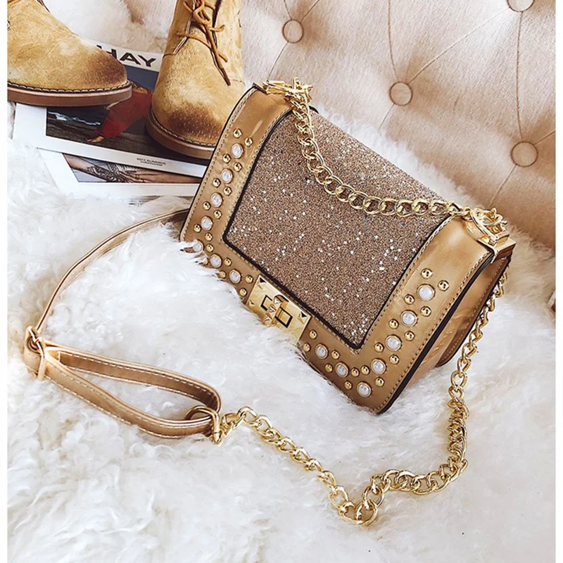 

2018 new bag female tide wild Korean version of the handbag casual rivet simple small bag shoulder slung small square bag
