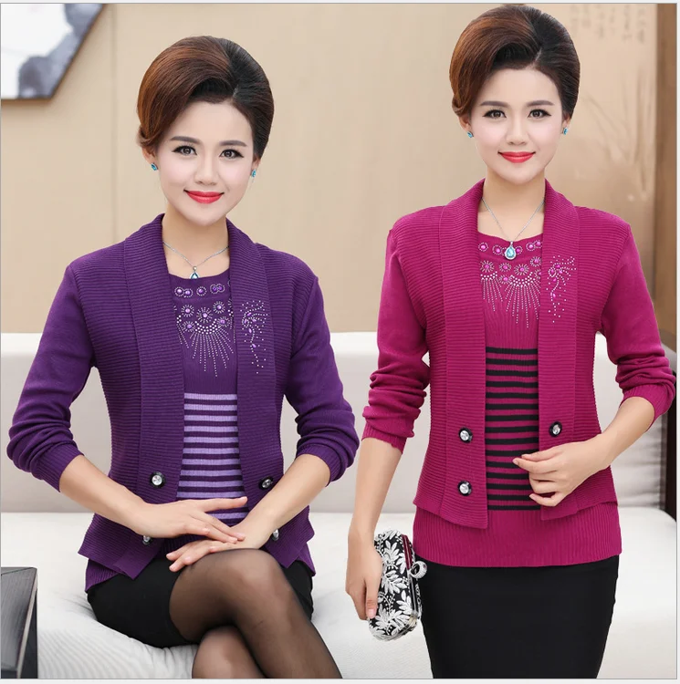 

2017 Autumn Winter Sweater Women Bottoming Shirt Mother Clothing Middle-Aged Women Fake Two Pieces Sweater Coat X677
