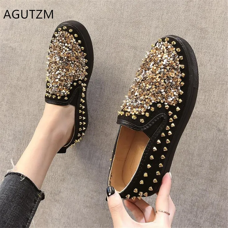 AGUTZM Большие размеры 35–43 модная женская обувь черного цвета; ; сезон весна-осень; женские повседневные туфли на плоской подошве; обувь с заклепками; расшитые блестками кроссовки Y543