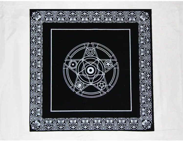 

Tarot special tablecloth Black fabric Suitable for all kinds of divination cards Six-pointed star pattern Tarot tablecloth