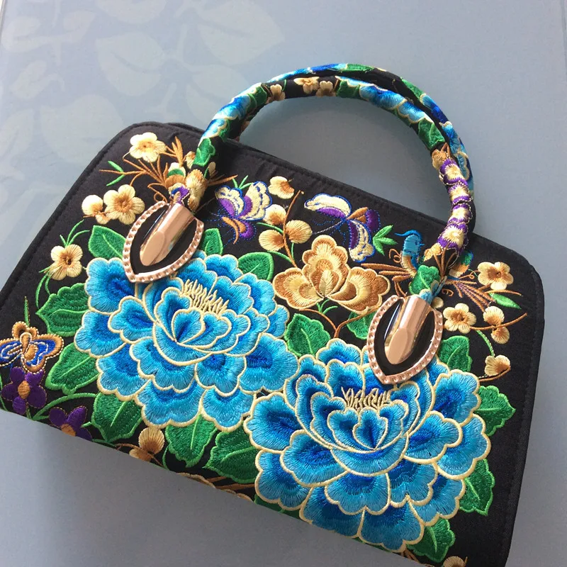 

Women Handbags Female National Embroidered Handle Bag Canvas Lady Handbag Woman Shoulder Bags Vintage Flower Red Embroidery Tote