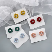 Блестящие боковые новые модные брендовые ювелирные изделия со стразами цветок серьги гвоздики для женщин крошечные подарочные серьги