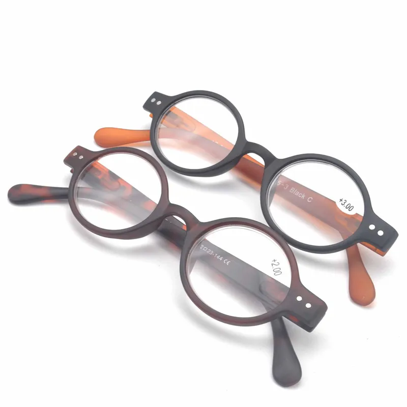 MINCL-2-Pairs-Classic-Retro-Pack-Reading-Glasses-Round-Frame-Reading-Glasses-men-and-women-reading (4)