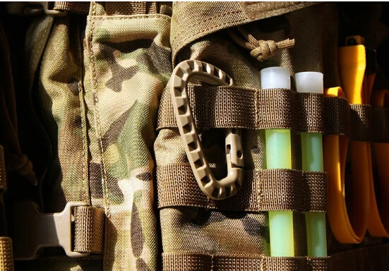 

EDCGEAR 2 Pcs/lot D Shape 200LB Mountaineering Buckle Snap Clip Plastic Steel Climbing Carabiner Hanging Keychain Hook