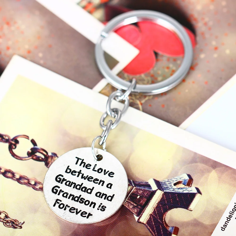Подарок для всей семьи брелок с надписью Love между дедом и Правнуком Forever