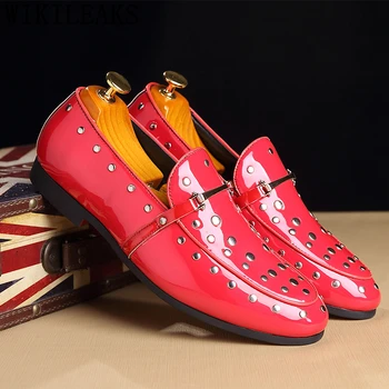 

Coiffeur Patent Leather Loafers Men Business Shoes Wedding Shoes Men Elegant Italian Shoes Men Classic Sepatu Slip On Pria Bona