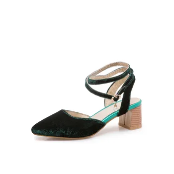 

Suede thick with heel buckle with size code 31-50 Baotou sandals 2018 spring new women's shoes 1837