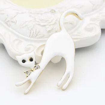 Cute Enamel Paint Women Black Cat Brooches Hat Accessories Shoulder Decoration Scarf Clips Gold Color Kawaii Jewelry Love Gift