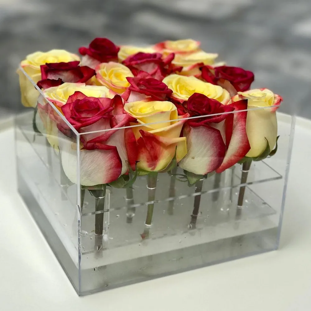 

2018 Aila Clear acrylic makeup boxes for long stem roses packaging Without Flowers