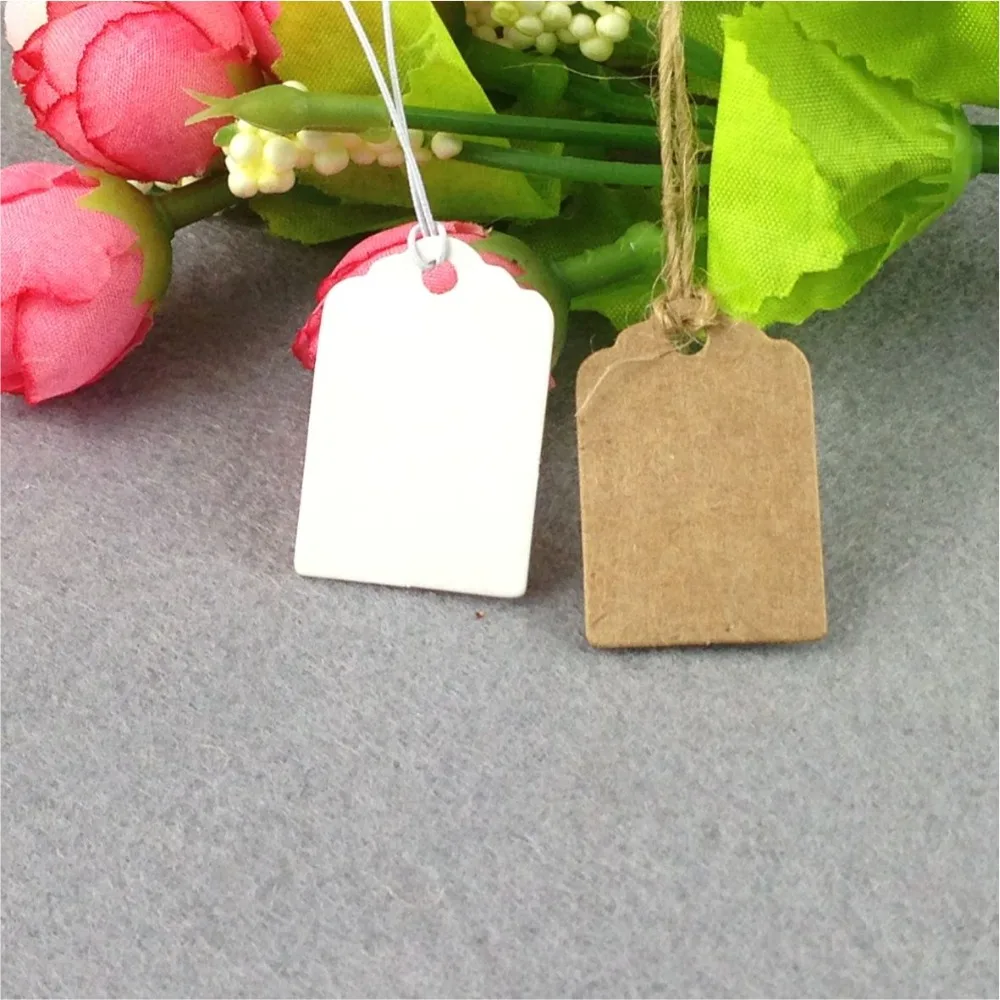 

3*2cm 500PCS Kraft Cardboard Small Lace Scalloped Hang Gift/Price Tags +500PCS Strings Retro DIY Tags Labels for packaging