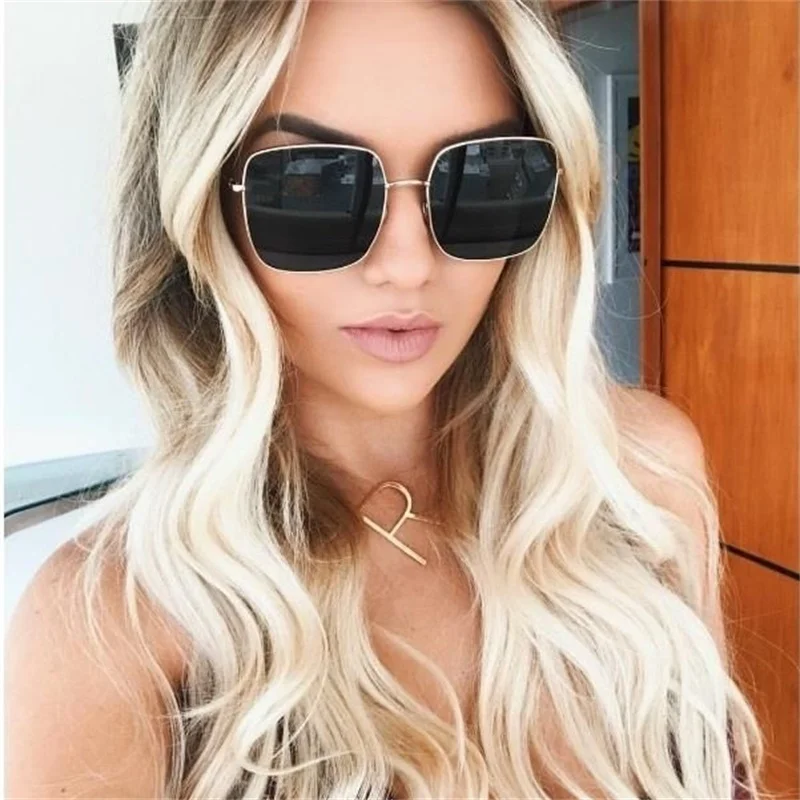 

Oversized Metal Square Sunglasses Women Luxury Brand Designer Shades Big Frame Gold Black Vintage Retro Sunglasses Female